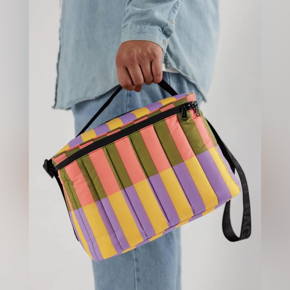 BAGGU Puffy Insulated Cooler Bag in Sunset Quilt Stripe